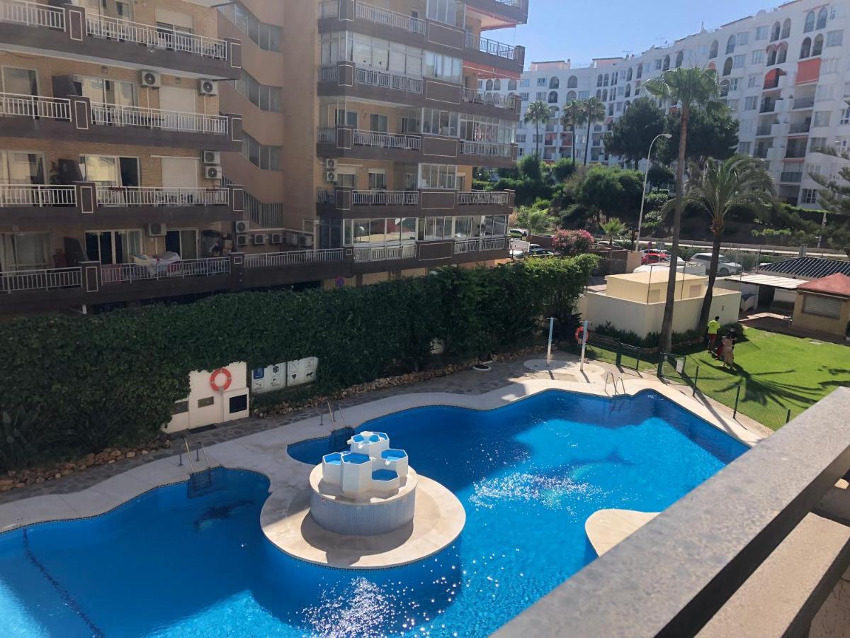 Moderno Apartamento En Primera Linea Paseo Maritimo Fuengirola Bagian luar foto