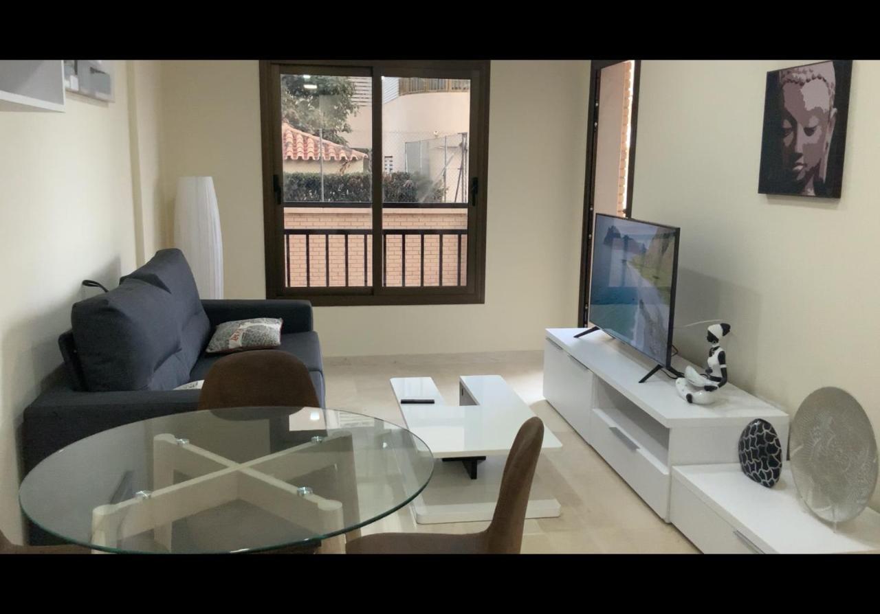 Moderno Apartamento En Primera Linea Paseo Maritimo Fuengirola Bagian luar foto